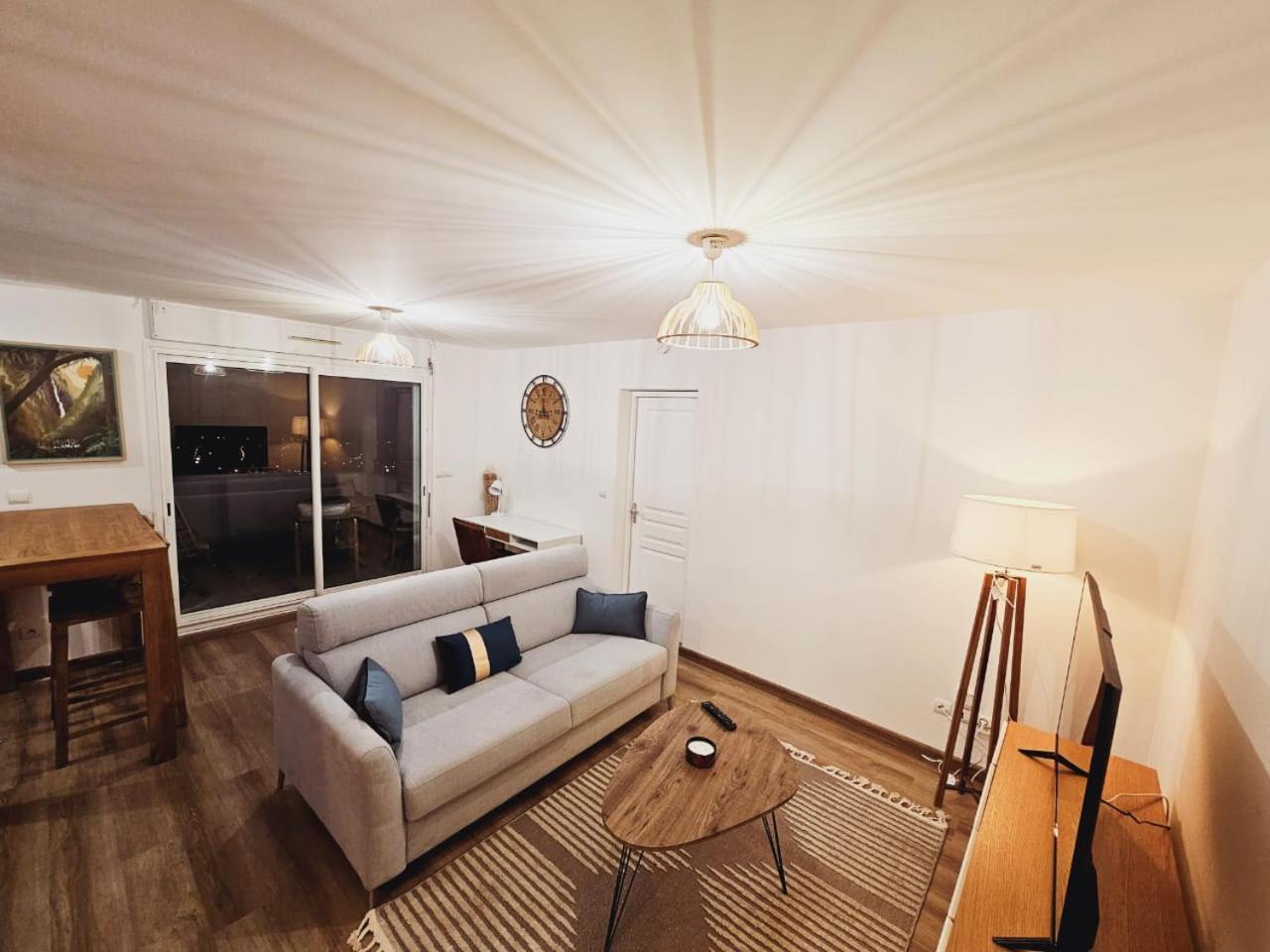 Appartement Perle Insulaire à Saint-Denis Extérieur photo