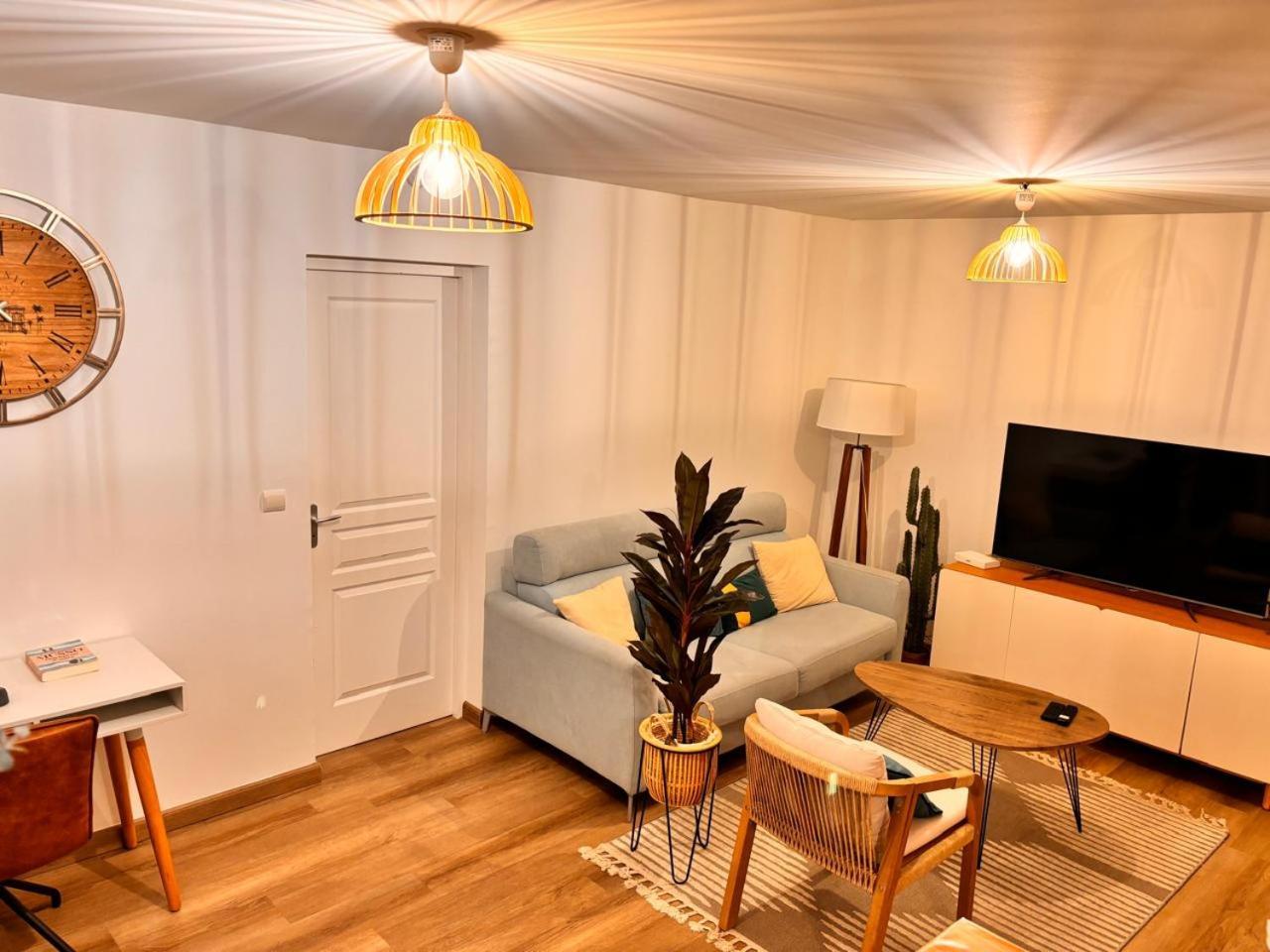 Appartement Perle Insulaire à Saint-Denis Extérieur photo